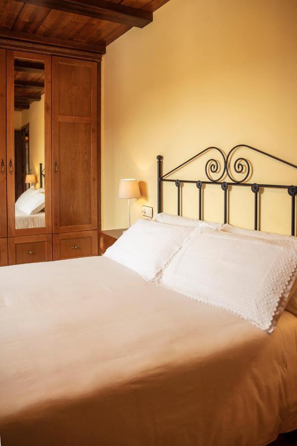 Lugar Del Rio Guest House Couzadoiro Exterior photo